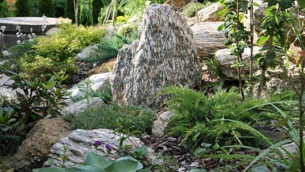 Akmuo sodo dekoracijai Gneiss monolitas Trakai