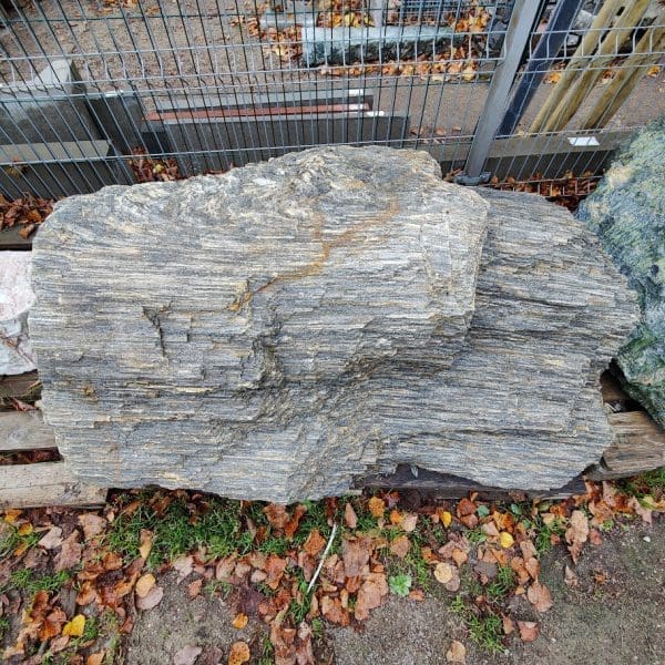 Akmuo sodo dekoracijai Gneiss monolitas Trakai