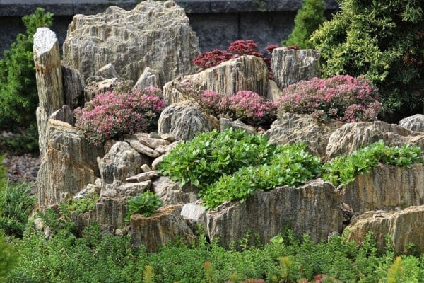 Akmuo sodo dekoracijai Gneiss monolitas Trakai